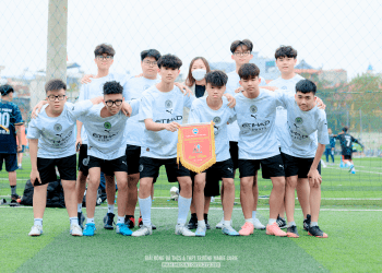 Lớp 10S Trường THPT Marie Curie